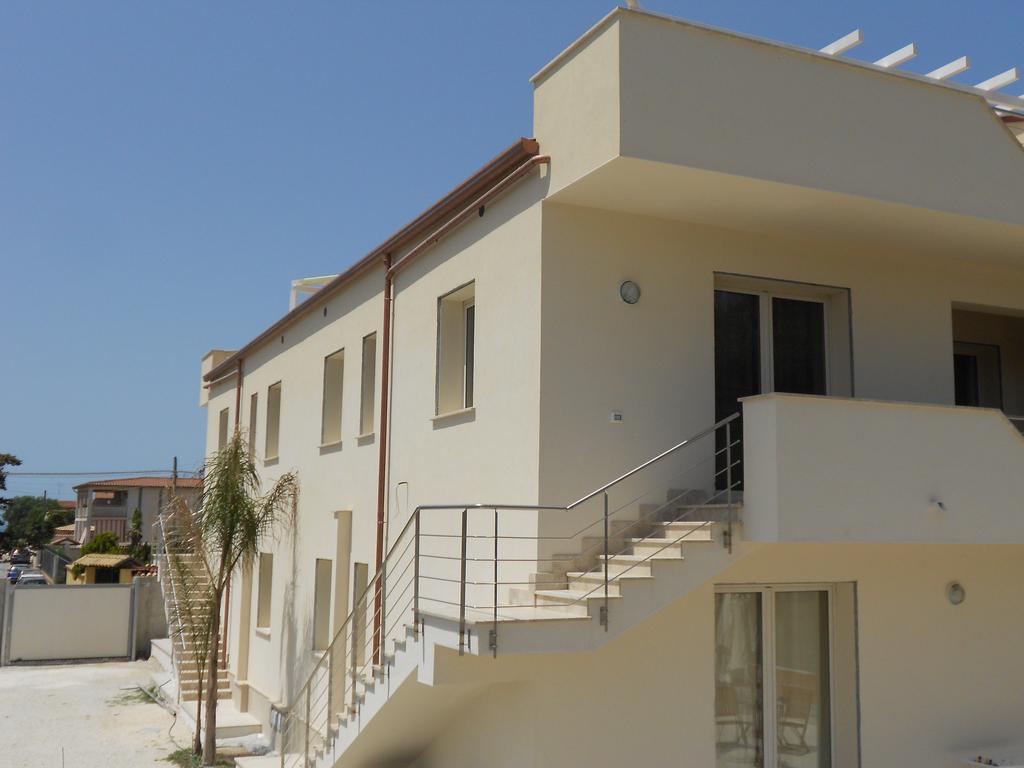 Bosco Sea Apartments Сан-Леоне Екстер'єр фото